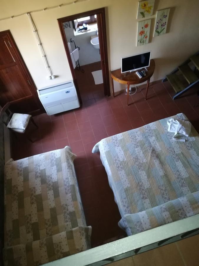 Locanda Dei Cocomeri Монталто Уфуго Екстериор снимка